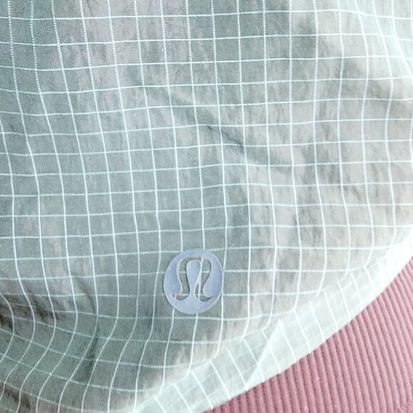 Lululemon Women's Dark Teal Lightweight Insulated Full-Zip Hiking Jacket Size 6 - Picture 7 of 9